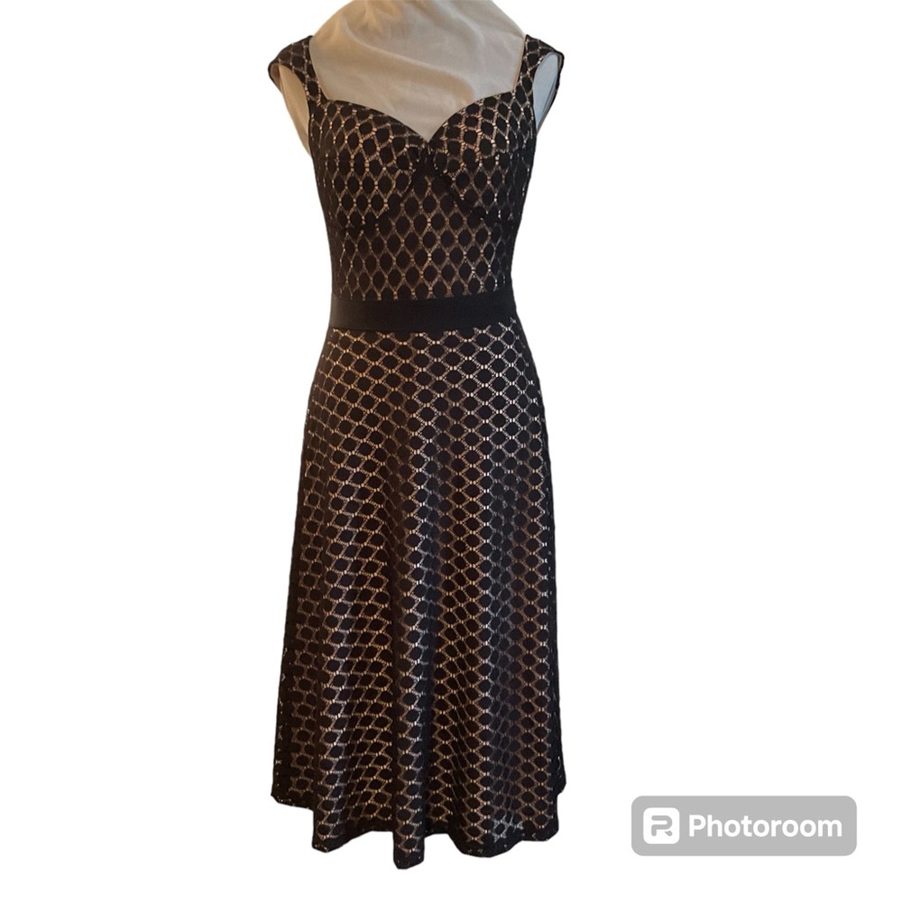 Bettie Page Queen of Pinups by Coral & Jade dress, size 14. Black knit lace.
